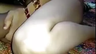 Indian female gives blowjob and gets bonked in self-made porn video