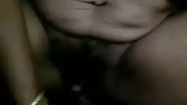 Tamil couple shoots their homemade sex MMS