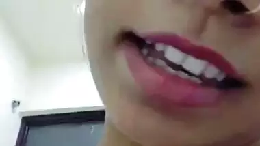 Tight ass bhabhi naked private video making viral MMS