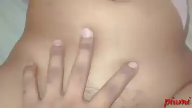 ශ්රී ලංකා පියුමිගේ විශාල ශරීර දෙකක් සමඟ මගේ ලිංගික ක්රීඩාව ක්රීඩා කිරීම