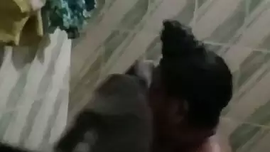 Mature aunty in bathroom taking nude bath caught