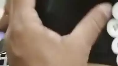 Today Exclusive- Sexy Desi Bhabhi Boob Pressing And Fingerring By Hubby Part 1