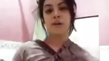 Horny Patna Girlfriend Shows Pussy & Ass To Tease Lover