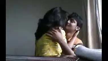 Man wants Desi girl and takes her bra off to reach XXX sized boobs