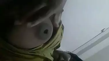 Telugu wife boobs selfie MMS video – Andhra nude show