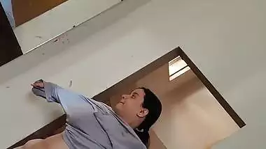 Chubby wife wearing dress after nude bath caught