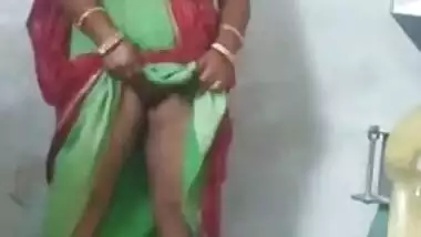 Hubby films his Desi wife when she lifts dress to show XXX pussy