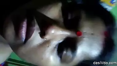 Desi Bhbahi Showing Her Boobs and Pussy Part 2