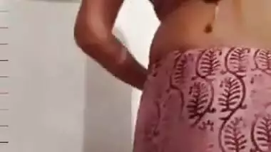 DESI TEEN COLLAGE HOT SEXY SHOWING HER TO BOYFRIEND 2 VID PART 2
