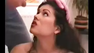 Indian porn star oral sex video from pro porn movie