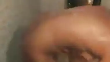 Indian chubby girl filmed nude before sex