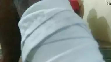 Desi indian hot Couple Hardcore Very First Time Fuck in a Homemade hindi audio.
