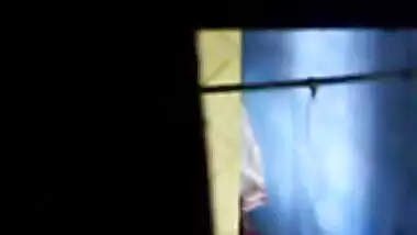 Bhabhi nude bathing 4