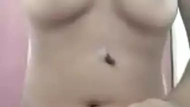 Virgin chut showing girlfriend on video call sex