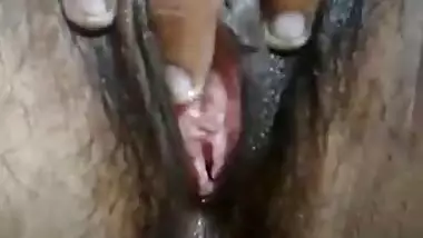 Dehati pink pussy show MMS selfie video