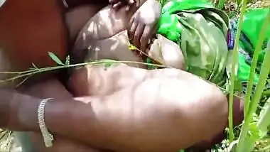 Ek Bar 500 Rupe Me Khet Me Pakad Ke Chod Diya Roopa Randi Ko