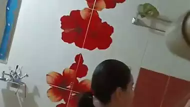 Big boobs sister bathing caught on cam by brother