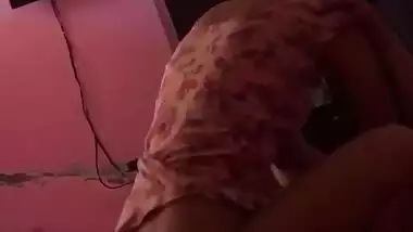 Desi wife has pussy fucked by XXX client in the cowgirl pose MMS