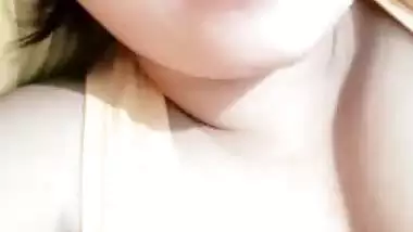 Bangladeshi sex queen nude show on Chamet live