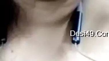 Today Exclusive- Horny Bhabhi Showing Her Boobs And Pussy On Video Call Part 1