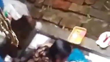 Desi naked bhabi washing cloth