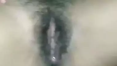 Bhabhi heavenly sex feeling with hairy pussy fucking