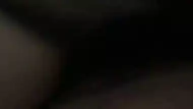 Padosi gori bhabhi ki chut me mera lund