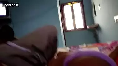 South Bhabhi Sucking Cock – Movies