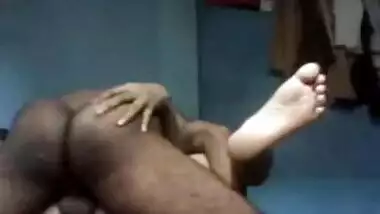 Desi XXX home sex scandal of mature Indian aunty with neighbor uncle MMS