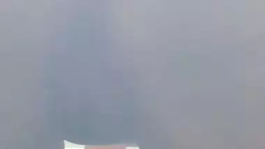 Chubby girl milking dick with handjob to lover viral sex