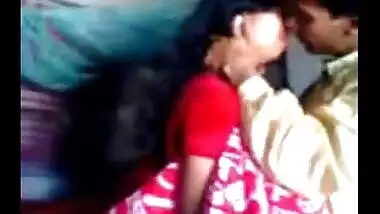 Indian hot sex video of a desi guy having fun with his amateur sister in law