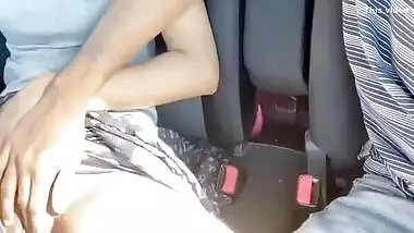 Desi Bhabhi - Desi Hot Geast Ko Rashte Me Car Me Hi Chod Diya Hindi Sex