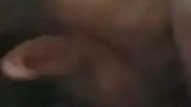 Chunky Desi wife gives amateur XXX blowjob for homemade porn clip