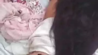 Indian milf Esposa puta viciada em sexo recebe visita só vizinho pauzudo e é fodida intensamente até o talo