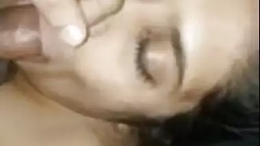 Older Bhabhi home porn MMS