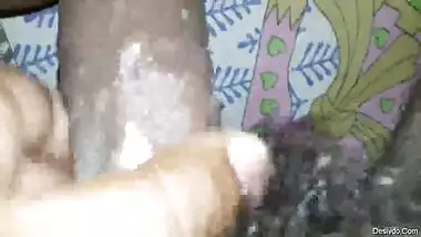 Desi pussy fucking in period