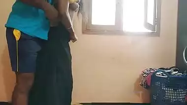 Awesome MMS video of innocent Desi guy seduced by hot XXX neighbor