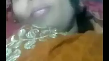 Amateur Desi bitch poses for XXX video call teasing with her tits