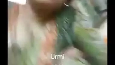 Desi MILF bends exposing XXX butt to online lover jerking off to her