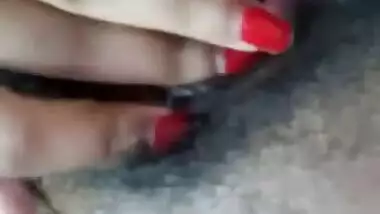 Super hot girl showing sexy body